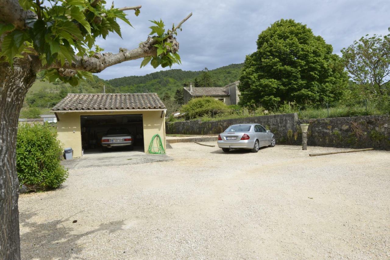 Au Grand Bonheur Acomodação com café da manhã Besseges Exterior foto